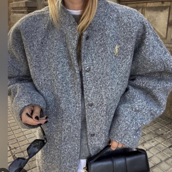 Zara bomber jacket - Picture 3 of 3